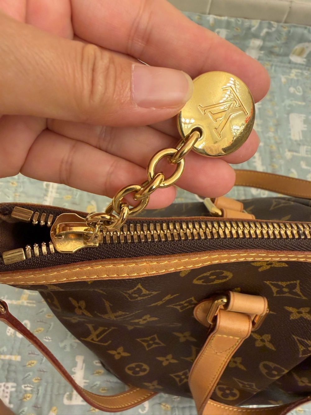 Louis Vuitton Palermo Pm (PRICE FIRM) - Picture 14 of 16